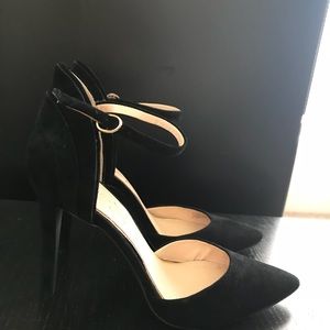 Jessica Simpson Pointy Toe Pump!